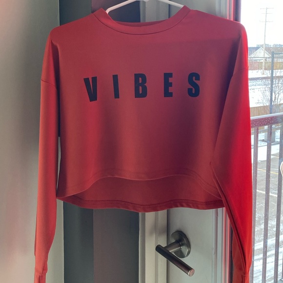 Crop Long sleeve top - Picture 2 of 3